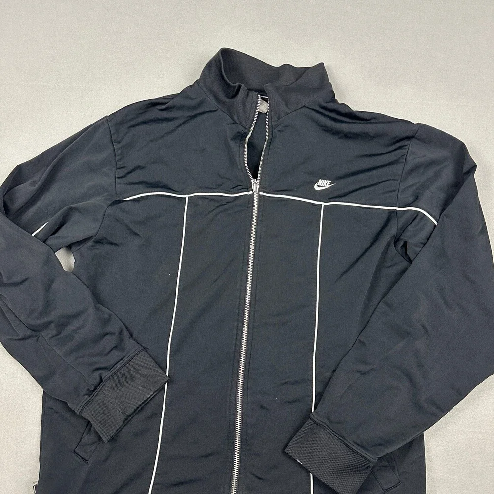 Nike jacket size